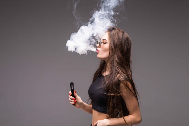 Les adolescents et la cigarette électronique : un phénomène en pleine expansion
