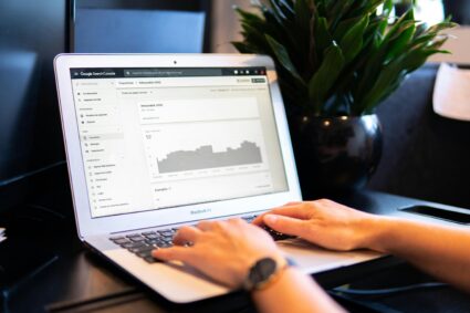 L'avenir du SEO en 2025 : comment l'IA redéfinit la création de contenu